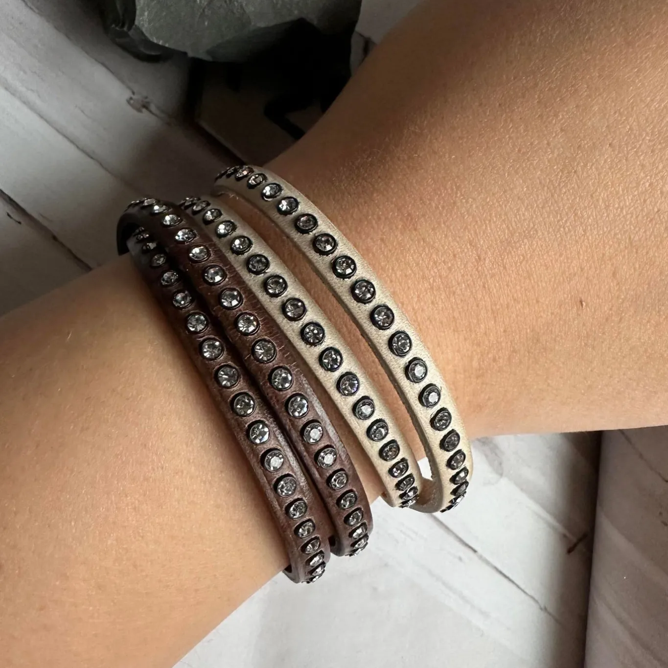 VIAMAJA Armbånd<Armbånd Beige m. Swarowski sten