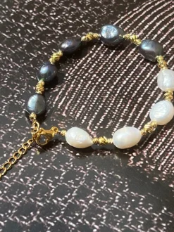 VIAMAJA Armbånd<Armbånd Lærke ferskvandsperler