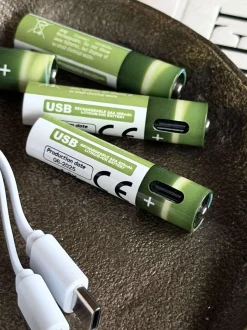 VIAMAJA Lys Og Led|Led Genopladelige<Batterier - Genopladelige AAA