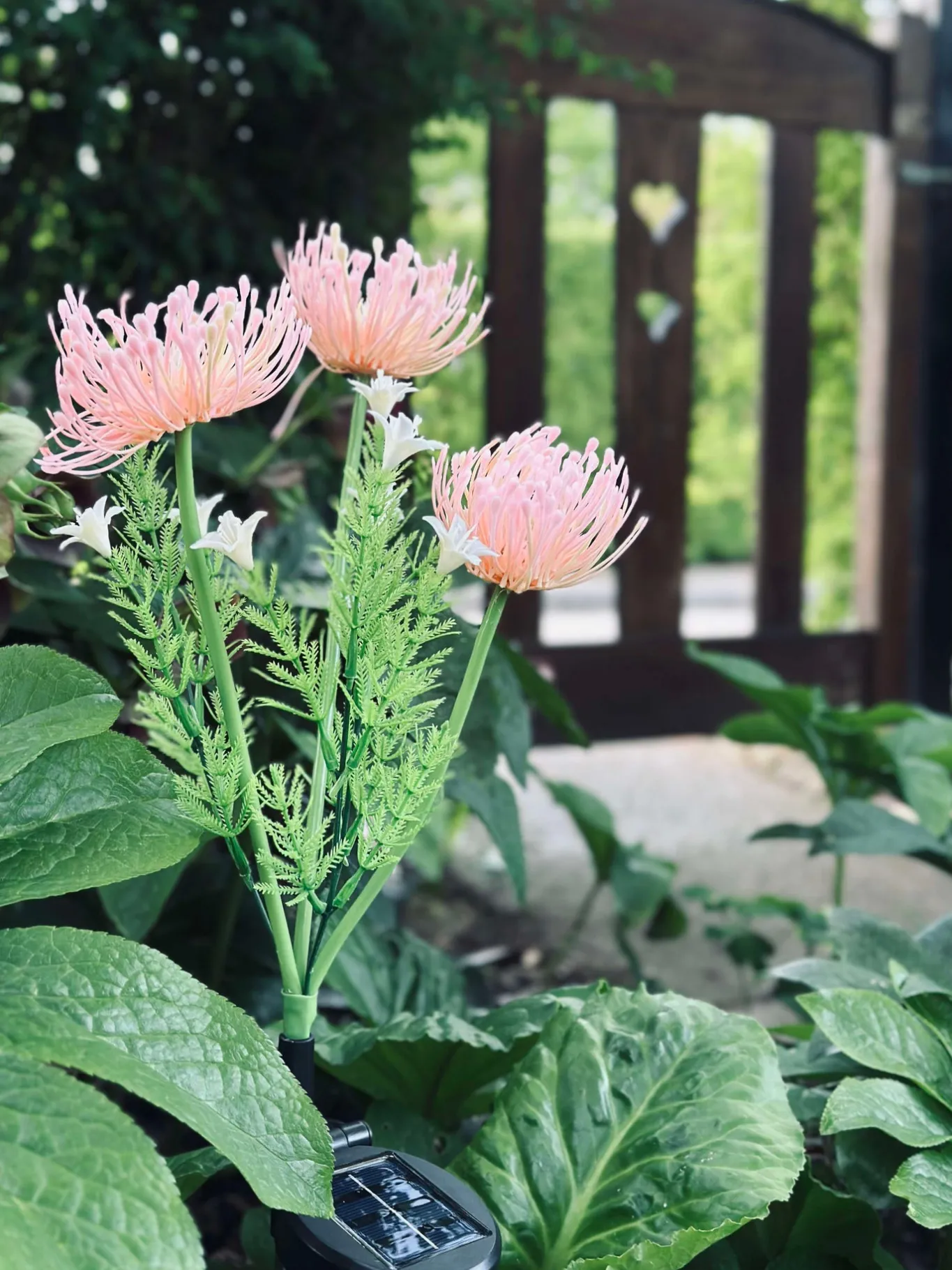 VIAMAJA Lys Og Led|Udendørs Led<Blomst med solceller - Spider Lili rose