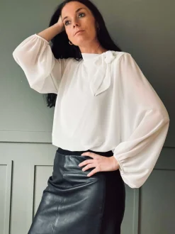 VIAMAJA Bluser<Bluse m. Sløjfe - White
