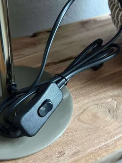 VIAMAJA Lamper<Bordlampe Oliven