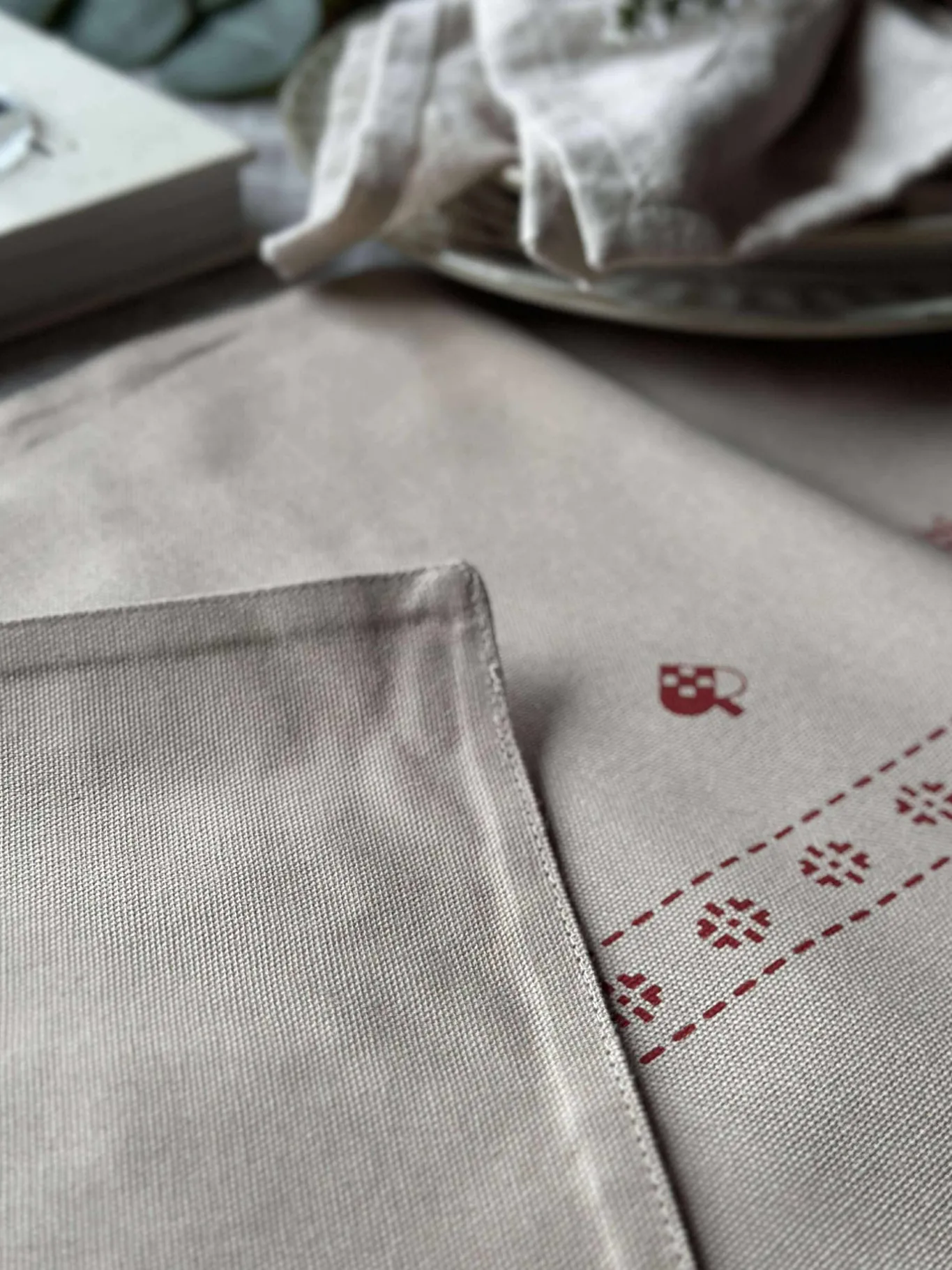 VIAMAJA Duge Og Mundservietter|Jul<Bordløber Jul - 40x140 cm - Beige