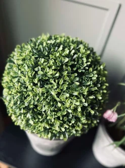 VIAMAJA Blomster<Buksbom kugle 30cm