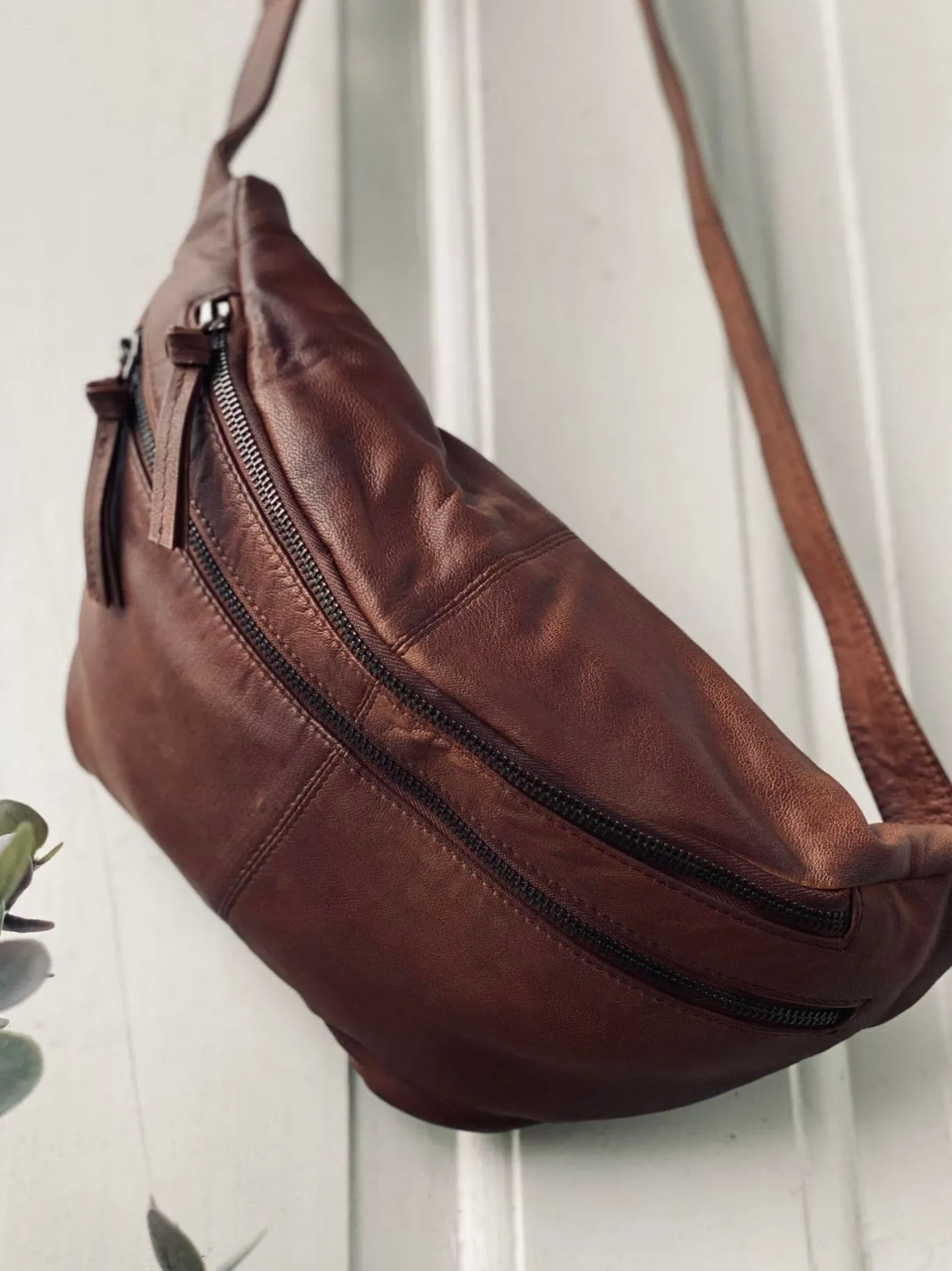 VIAMAJA Bæltetasker<Bumbag LOCK - Dark cognac