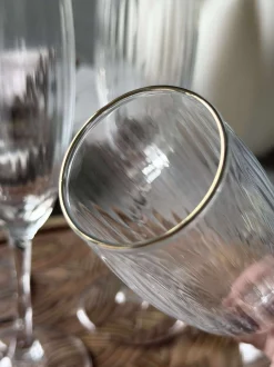 VIAMAJA Krus, Kopper Og Glas|Alt Til Vin<Champagneglas Rillet med guld kant - 4 stk.