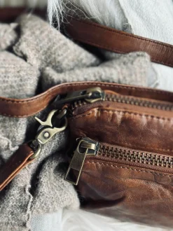 VIAMAJA Clutch|Skuldertasker<Clutch / crossover - Chesterfield