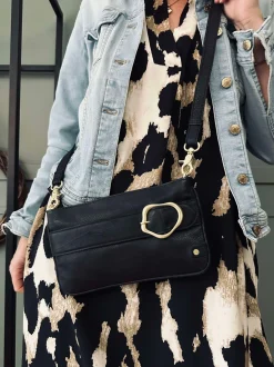 VIAMAJA Clutch<Clutch Berlin - Black leather