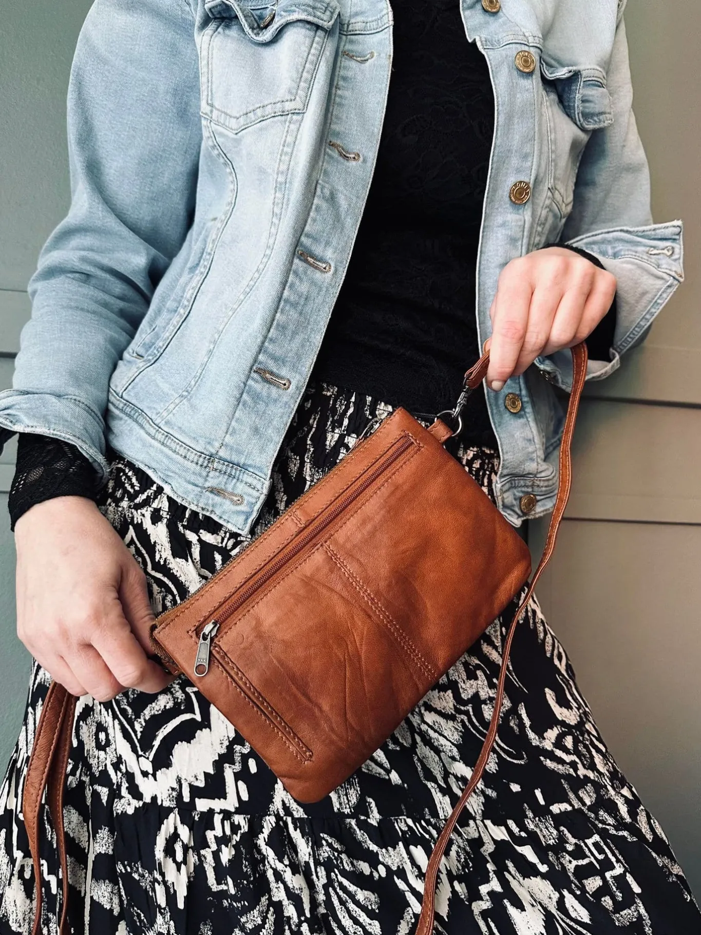 VIAMAJA Clutch<Clutch Jelva Cognac