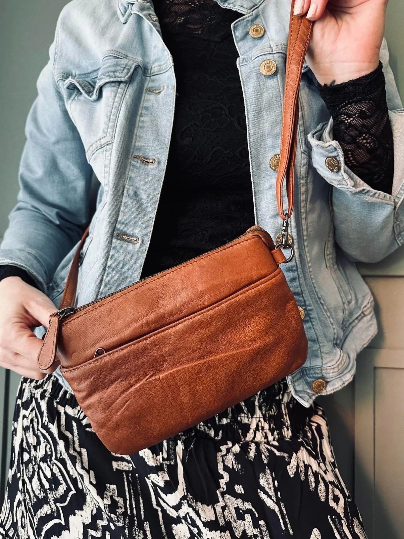 VIAMAJA Clutch<Clutch Jelva Cognac