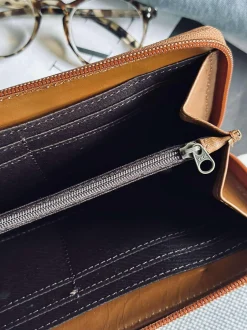 VIAMAJA Clutch<Clutch med nitter - LIMA Small