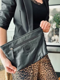 VIAMAJA Clutch|Toilettasker<Clutch SOFT LEATHER – Black