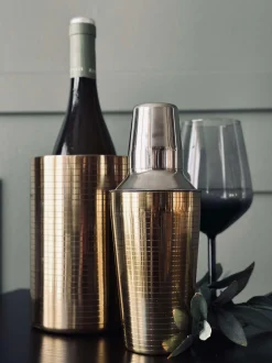 VIAMAJA Alt Til Vin|Div. Køkken<Cocktail Shaker Golden - 500 ml