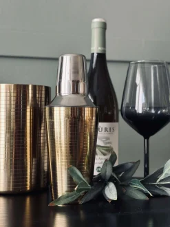 VIAMAJA Alt Til Vin|Div. Køkken<Cocktail Shaker Golden - 500 ml