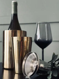 VIAMAJA Alt Til Vin|Div. Køkken<Cocktail Shaker Golden - 500 ml