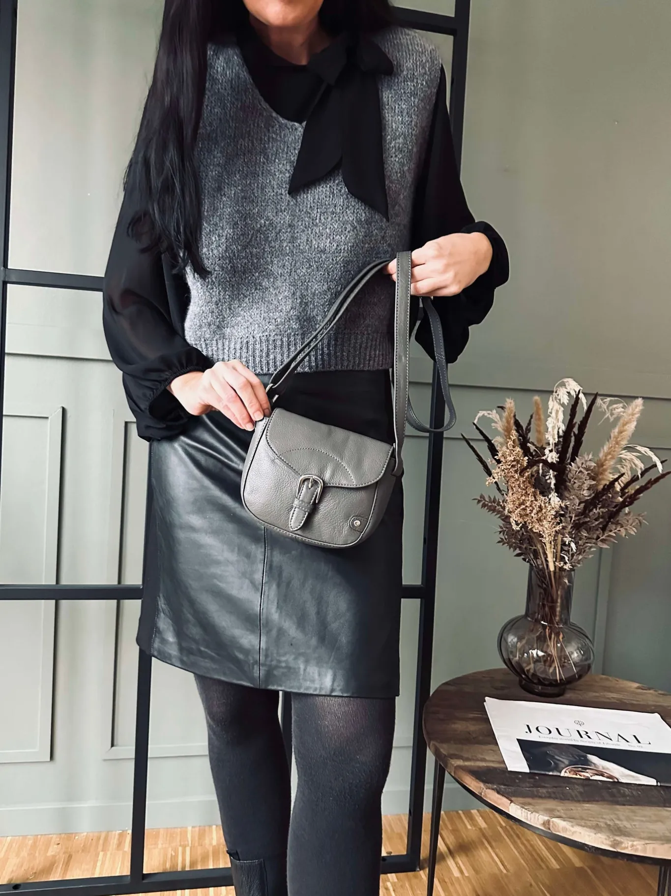 VIAMAJA Cross Body|Læder Tasker<Crossbody Aura Grey
