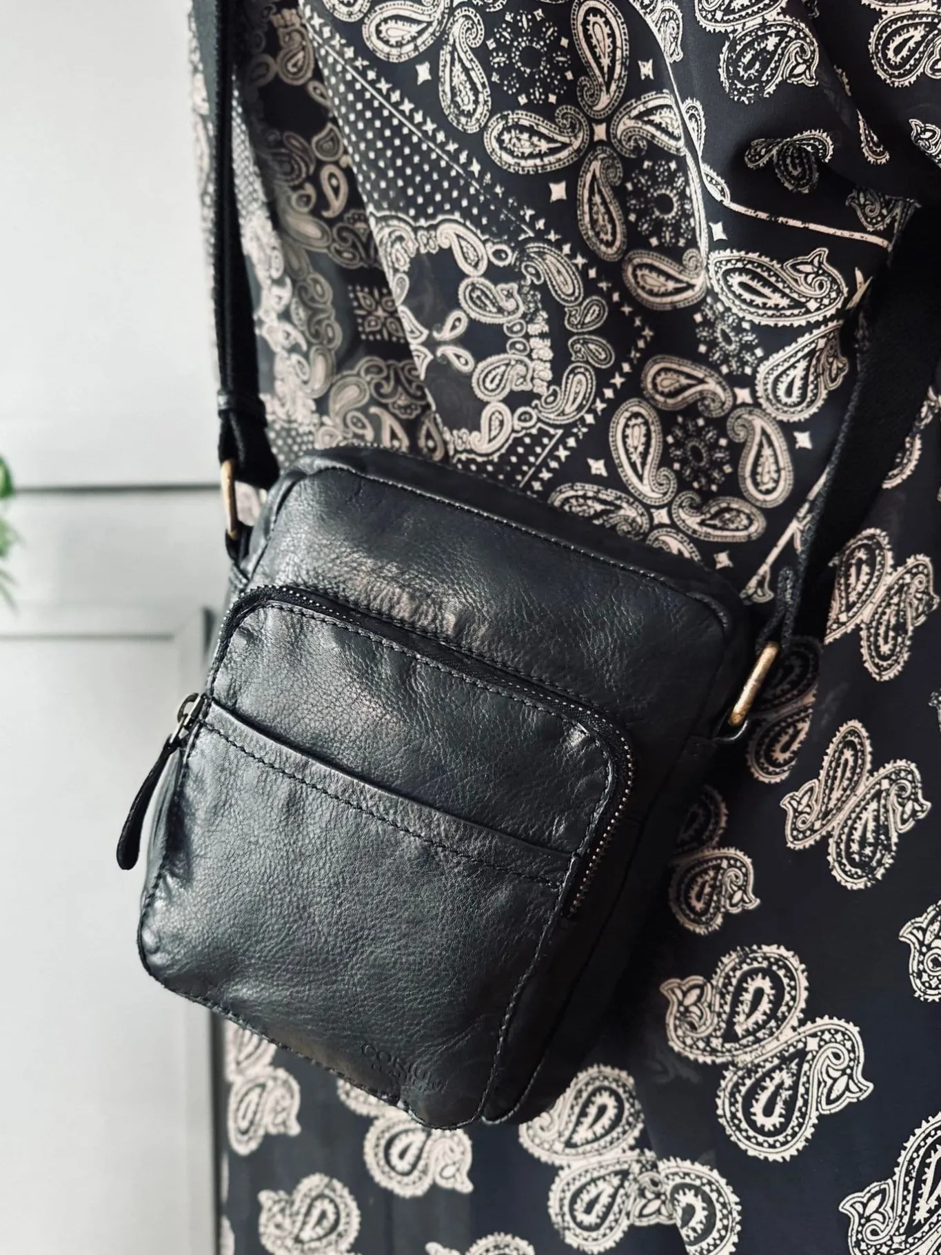 VIAMAJA Cross Body|Læder Tasker<Crossbody Raw Boheme – Black unisex