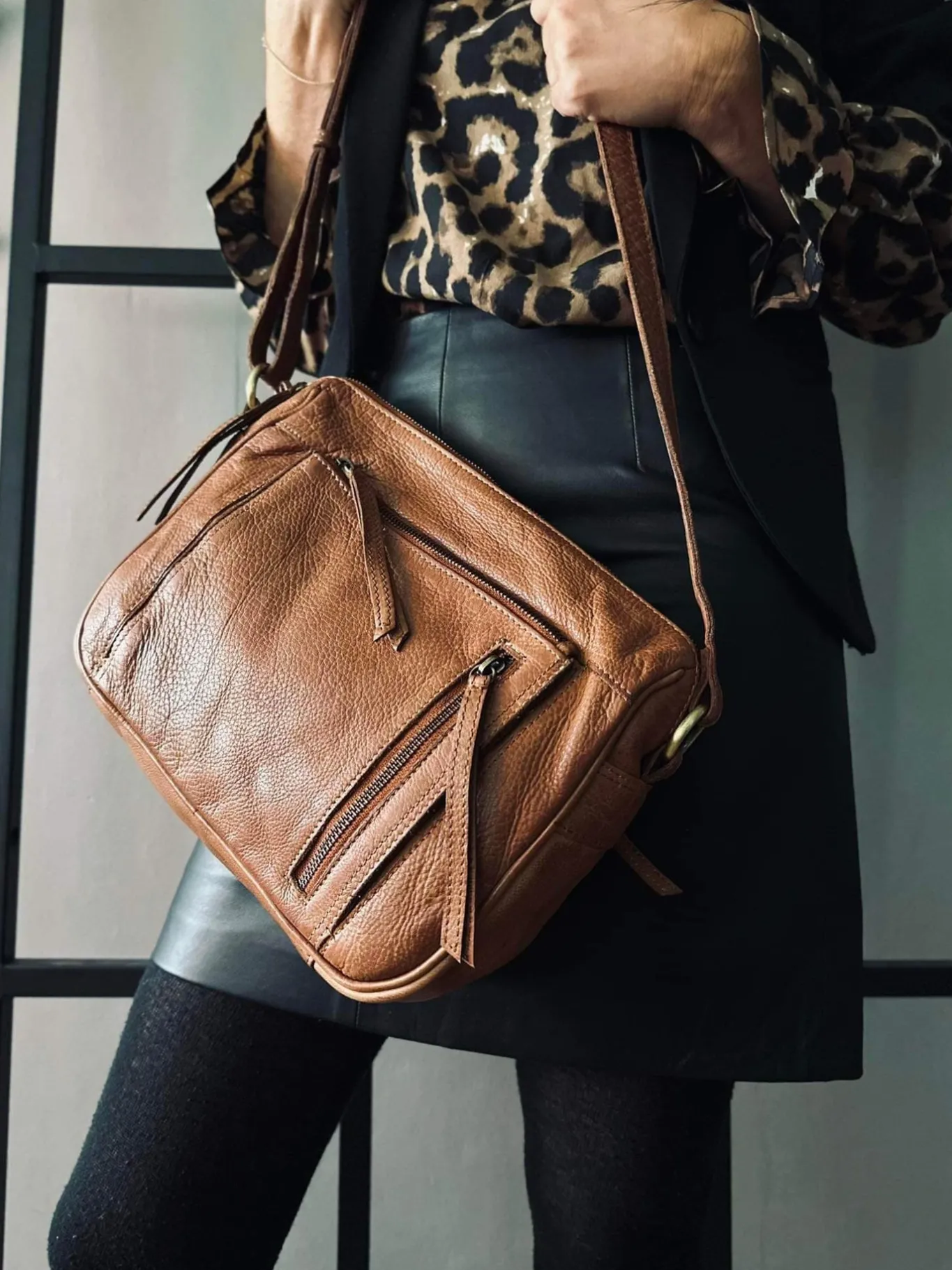 VIAMAJA Cross Body|Læder Tasker<Crossbody Raw Boheme Big – Cognac