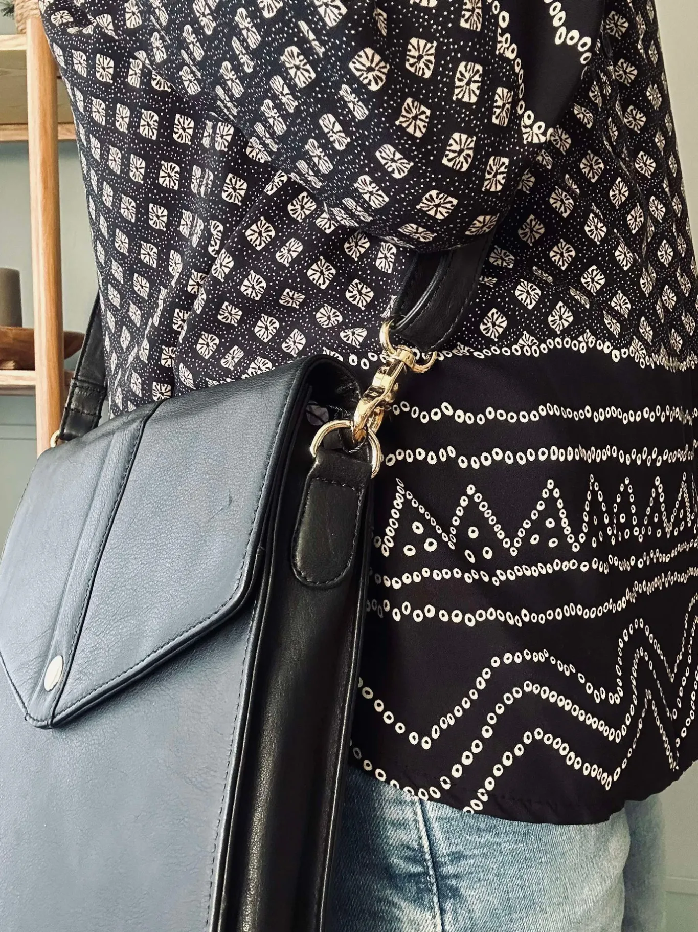 VIAMAJA Cross Body|Skuldertasker<Crossover Alice black / gold