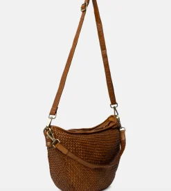 VIAMAJA Cross Body|Skuldertasker<Crossover JOMA flet og nitter - Cognac