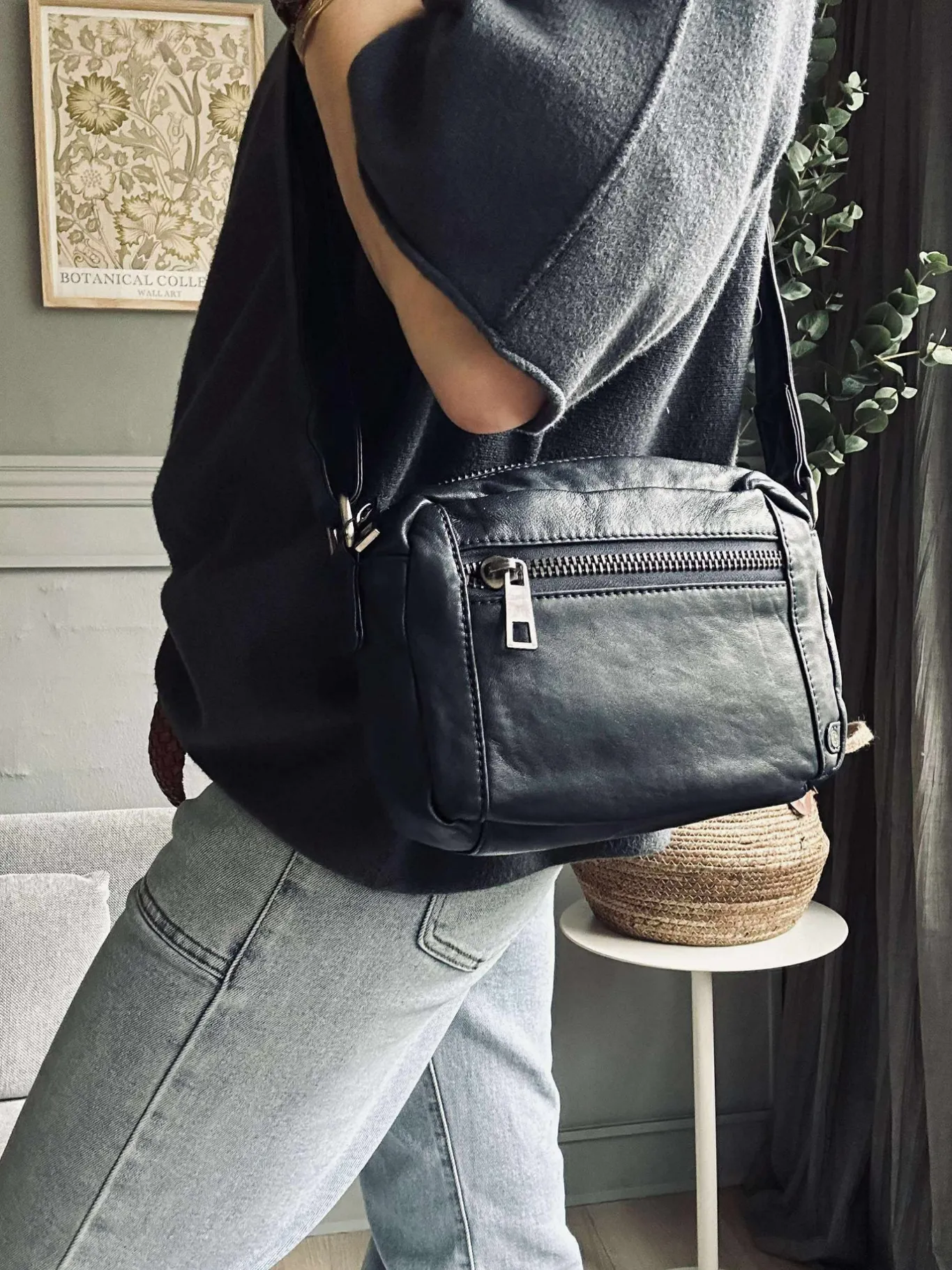 VIAMAJA Cross Body|Læder Tasker<Crossover Micha - Navy