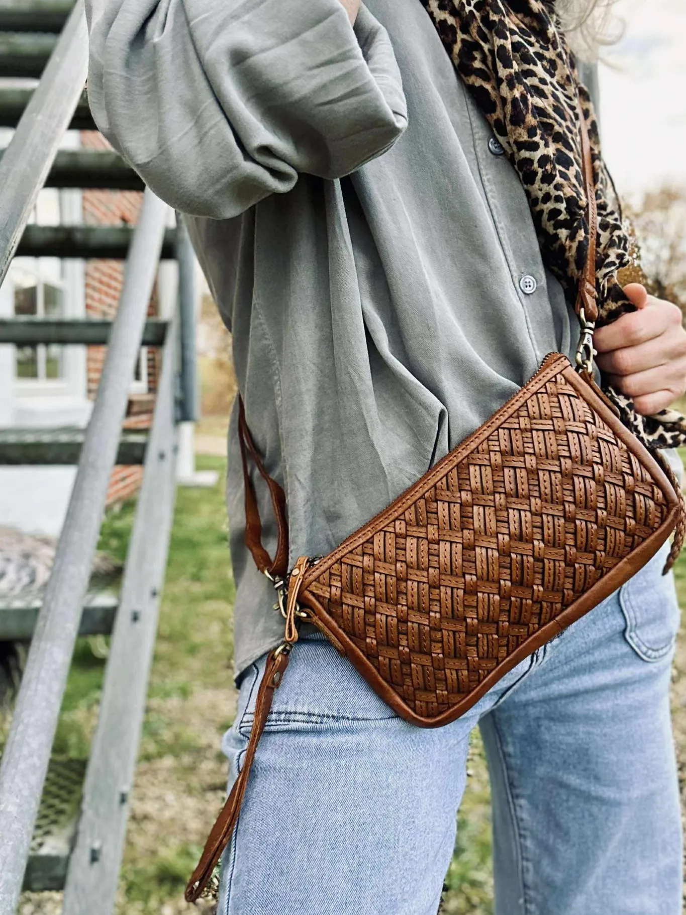VIAMAJA Clutch|Cross Body<Crossover Mika small