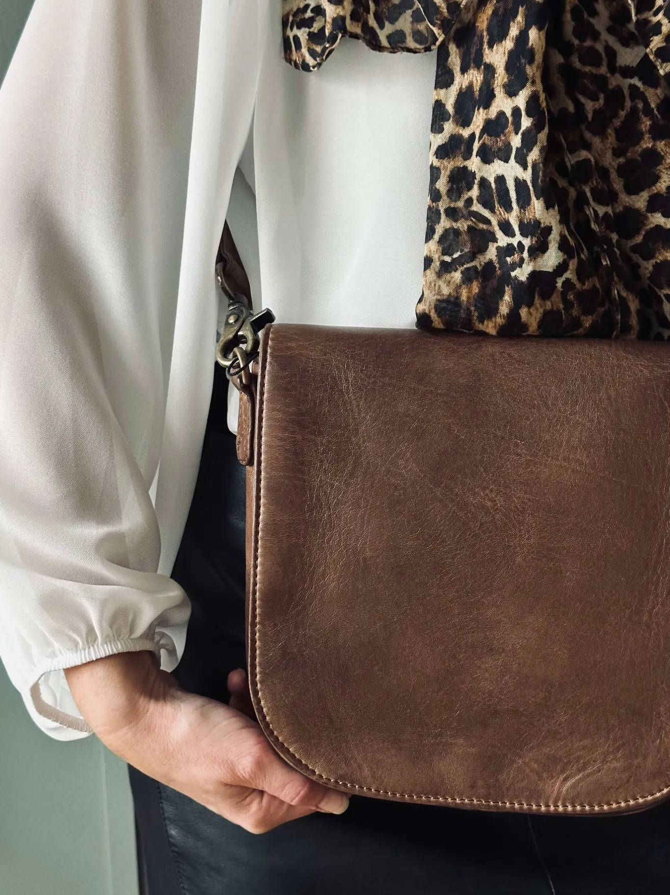VIAMAJA Cross Body|Skuldertasker<Crossover Minna Chestnut