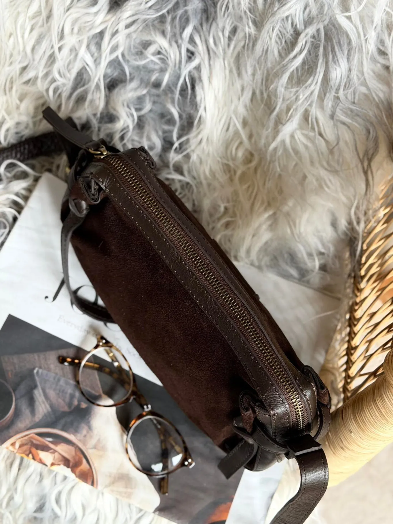 VIAMAJA Cross Body|Skuldertasker<Crossover ruskind- Chocolate
