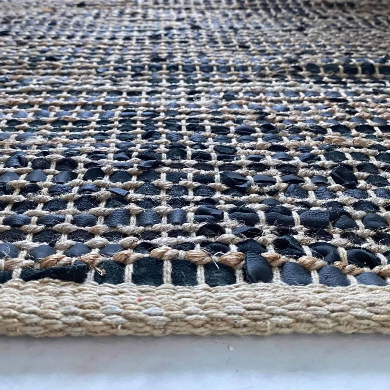 VIAMAJA Gulvtæpper|Jute Tæpper<Gulvtæppe i skind og jute / bademåtte – 60x90cm