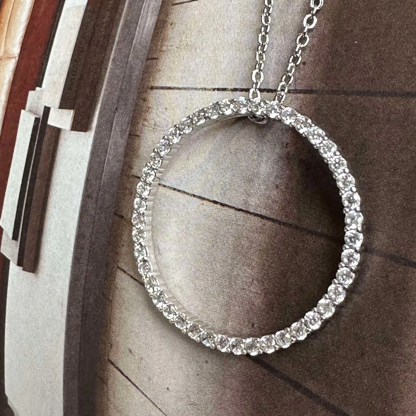 VIAMAJA Halskæder<Halskæde Kendal - rhodium belagt