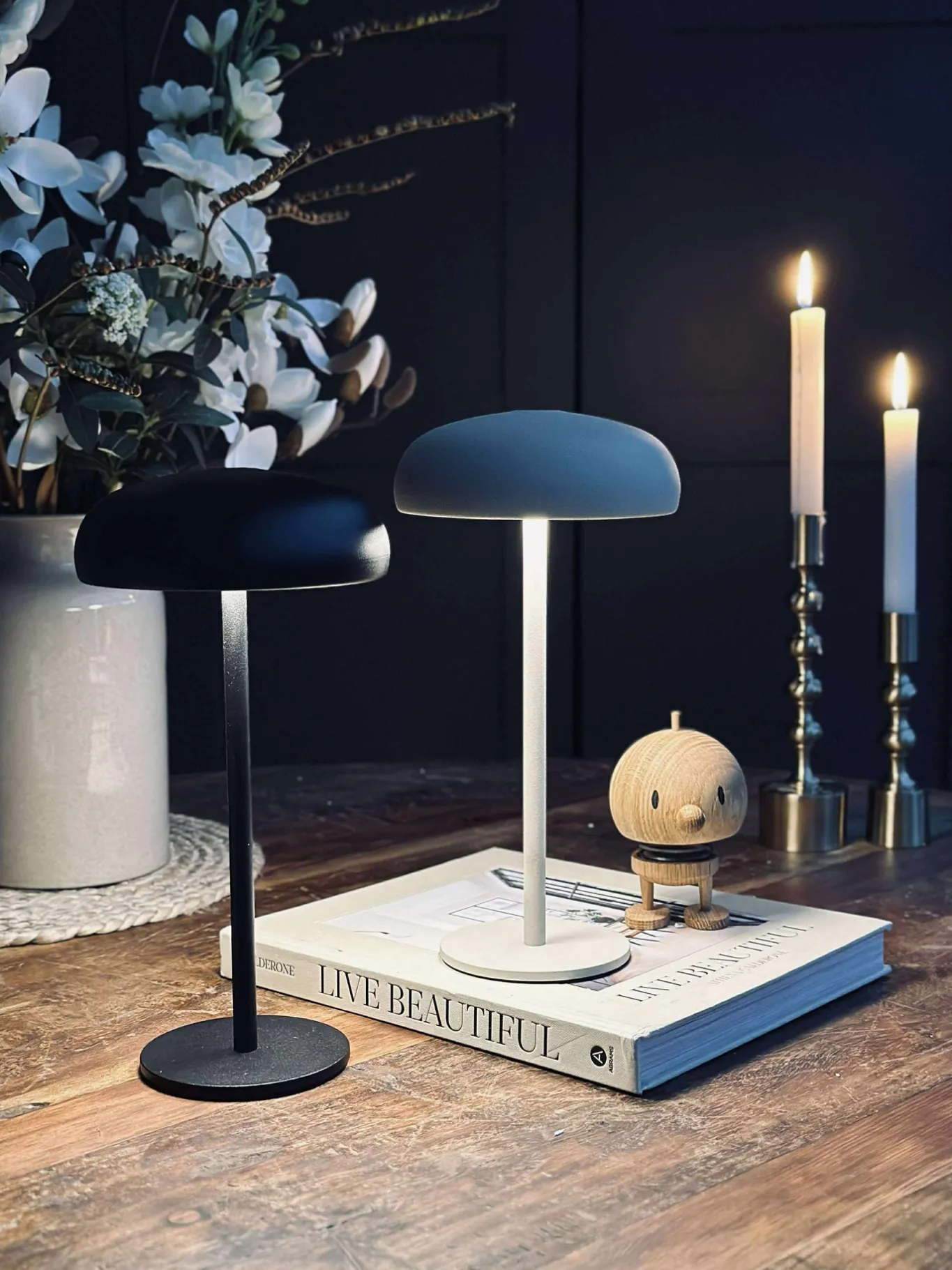 VIAMAJA Lys Og Led|Led Lamper<Isolde LED touch bordlampe. Sort/Beige