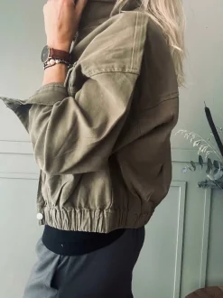 VIAMAJA Jakker<Jakke Hally Kaki
