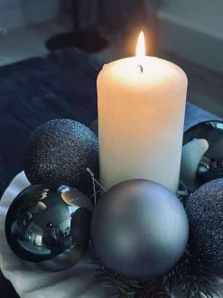 VIAMAJA Jul|Restparti<Julekugler Navy - 10stk.