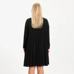 VIAMAJA Kjoler<Kjole Selma black