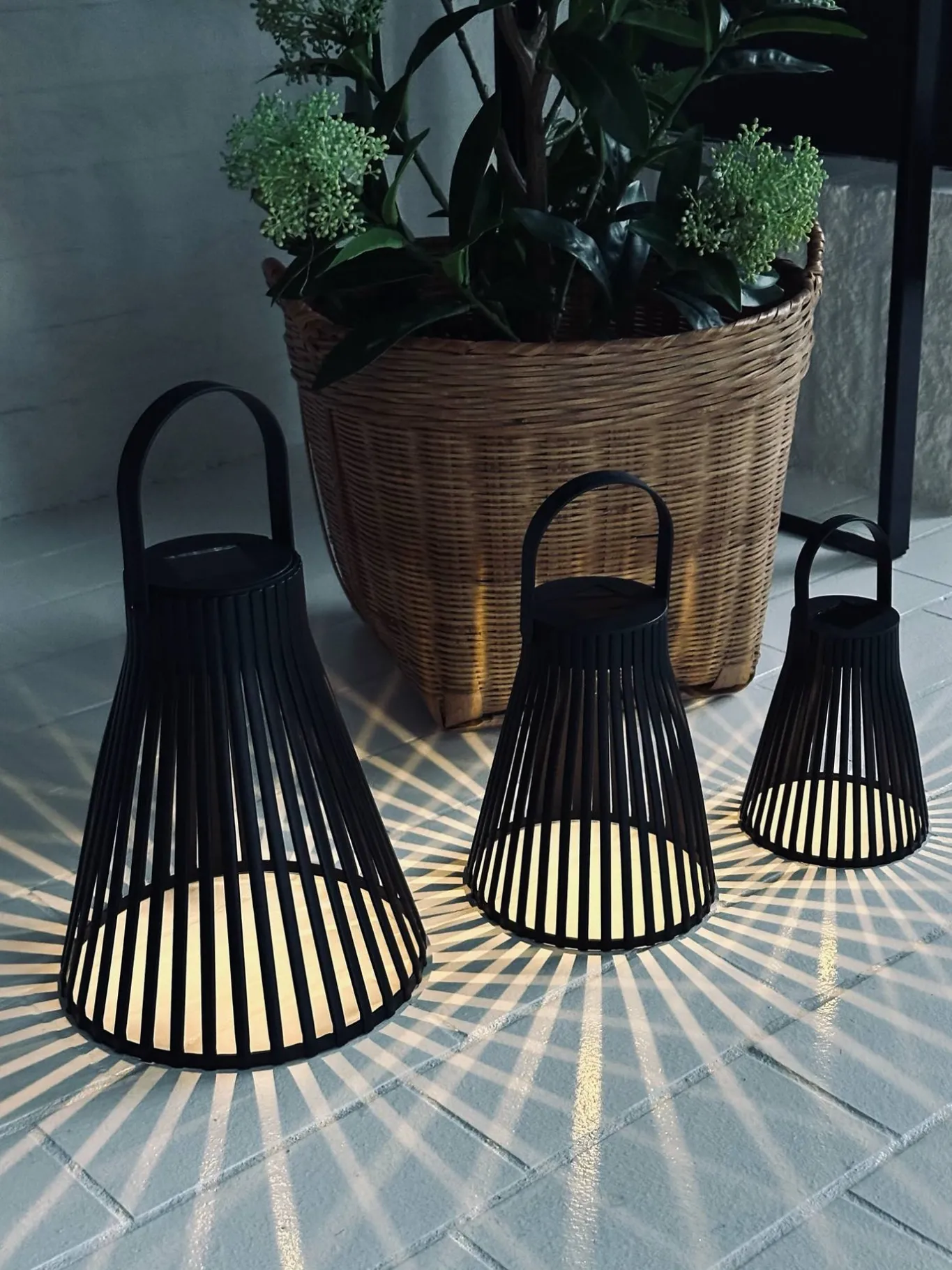 VIAMAJA Lys Og Led|Udendørs Led<Lanterne med solceller - GARDEN BLACK 14cm