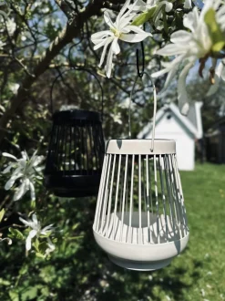 VIAMAJA Lys Og Led|Udendørs Led<Lanterne med solceller - Hvid metal