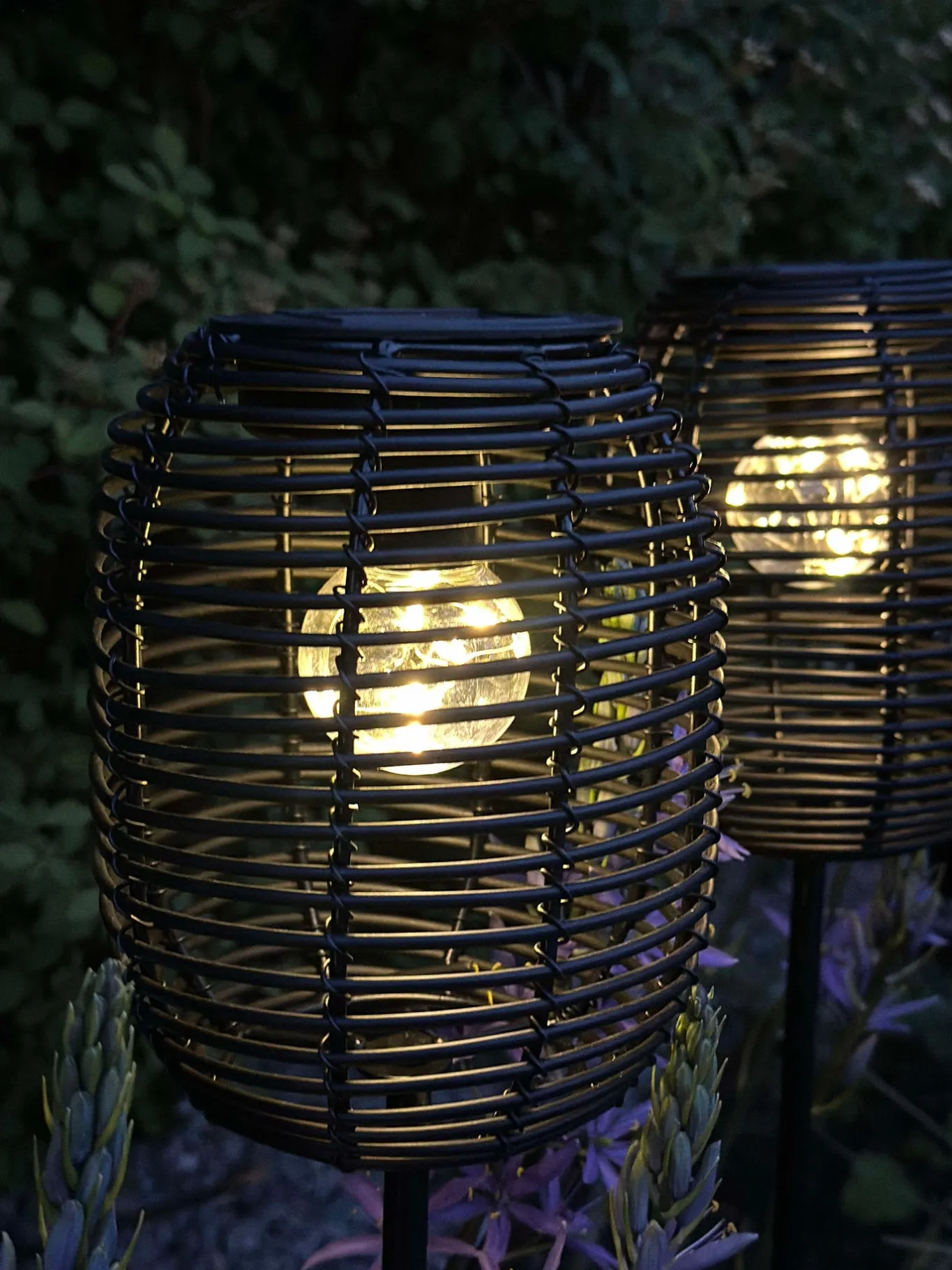 VIAMAJA Lys Og Led|Udendørs Led<Lanterne på spyd Black - Solar