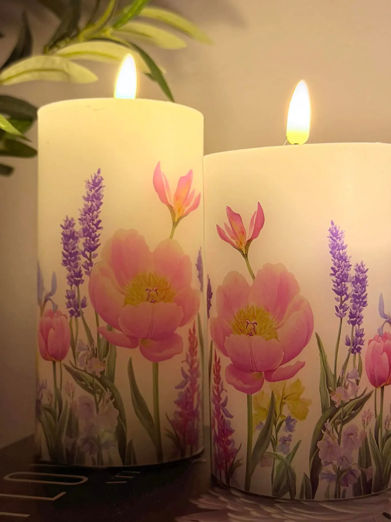 VIAMAJA Lys Og Led|Led Bloklys<LED bloklys Blomster – Sæt m. 3 stk og fjernbetjening