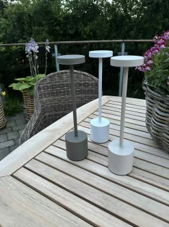 VIAMAJA Lys Og Led|Led Lamper<LED bordlampe KELLY Taupe - genopladelig