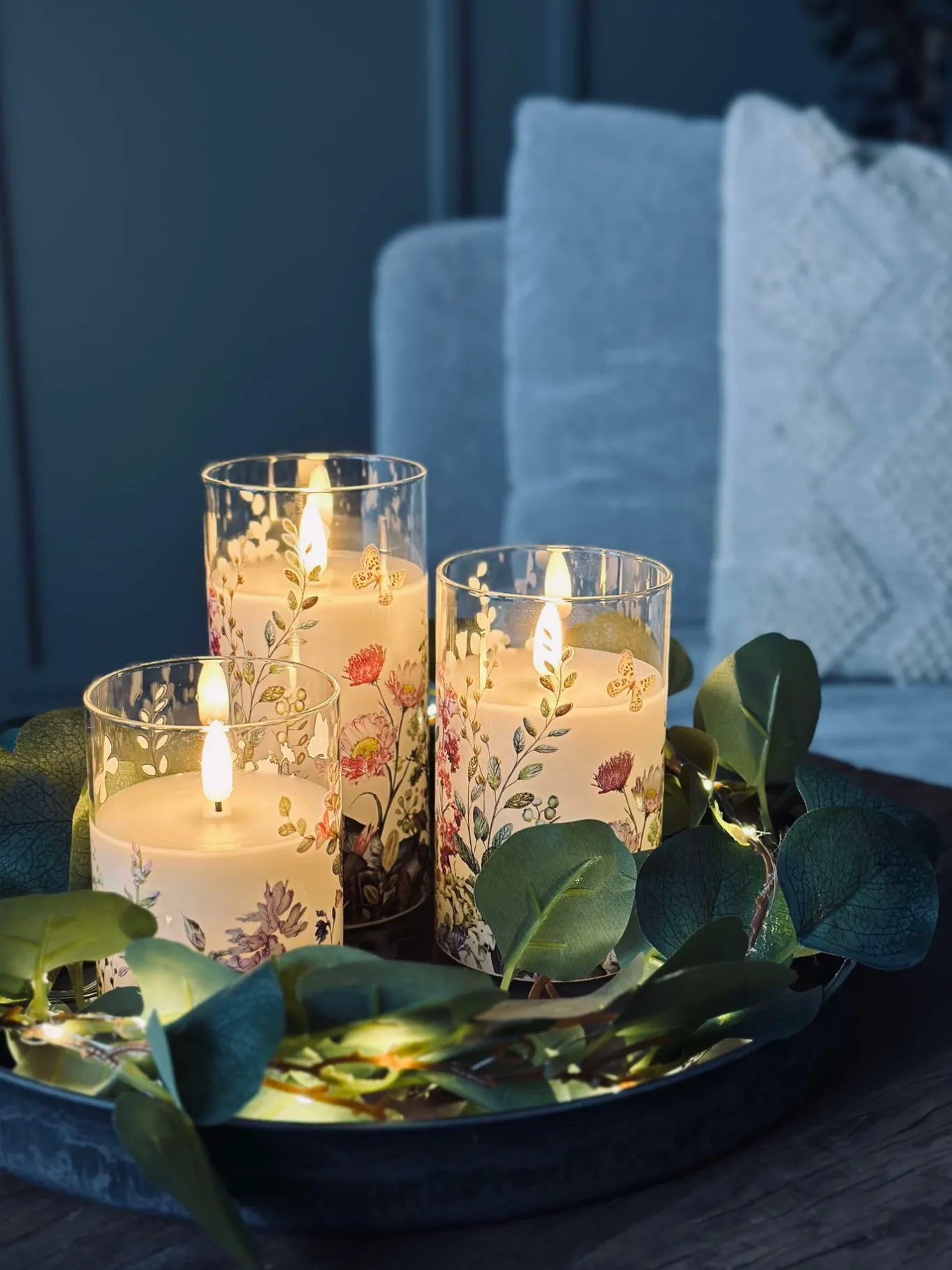 VIAMAJA Lys Og Led|Led Bloklys<LED FLORA Cylinder – Sæt med 3 stk og fjernbetjening