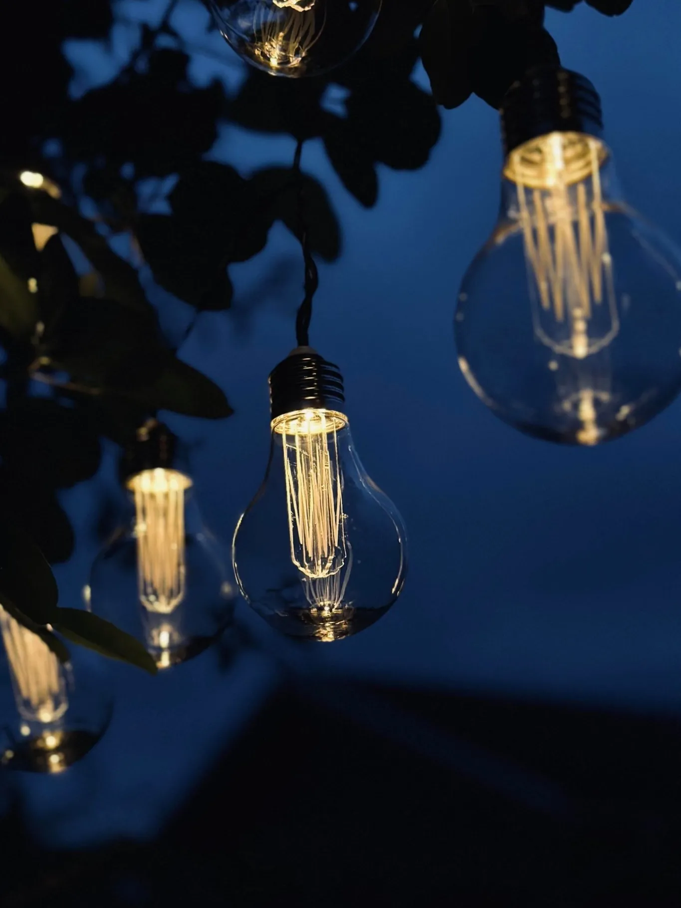 VIAMAJA Lys Og Led|Udendørs Led<LED Lyskæde med solceller - Udendørs med 10 pære