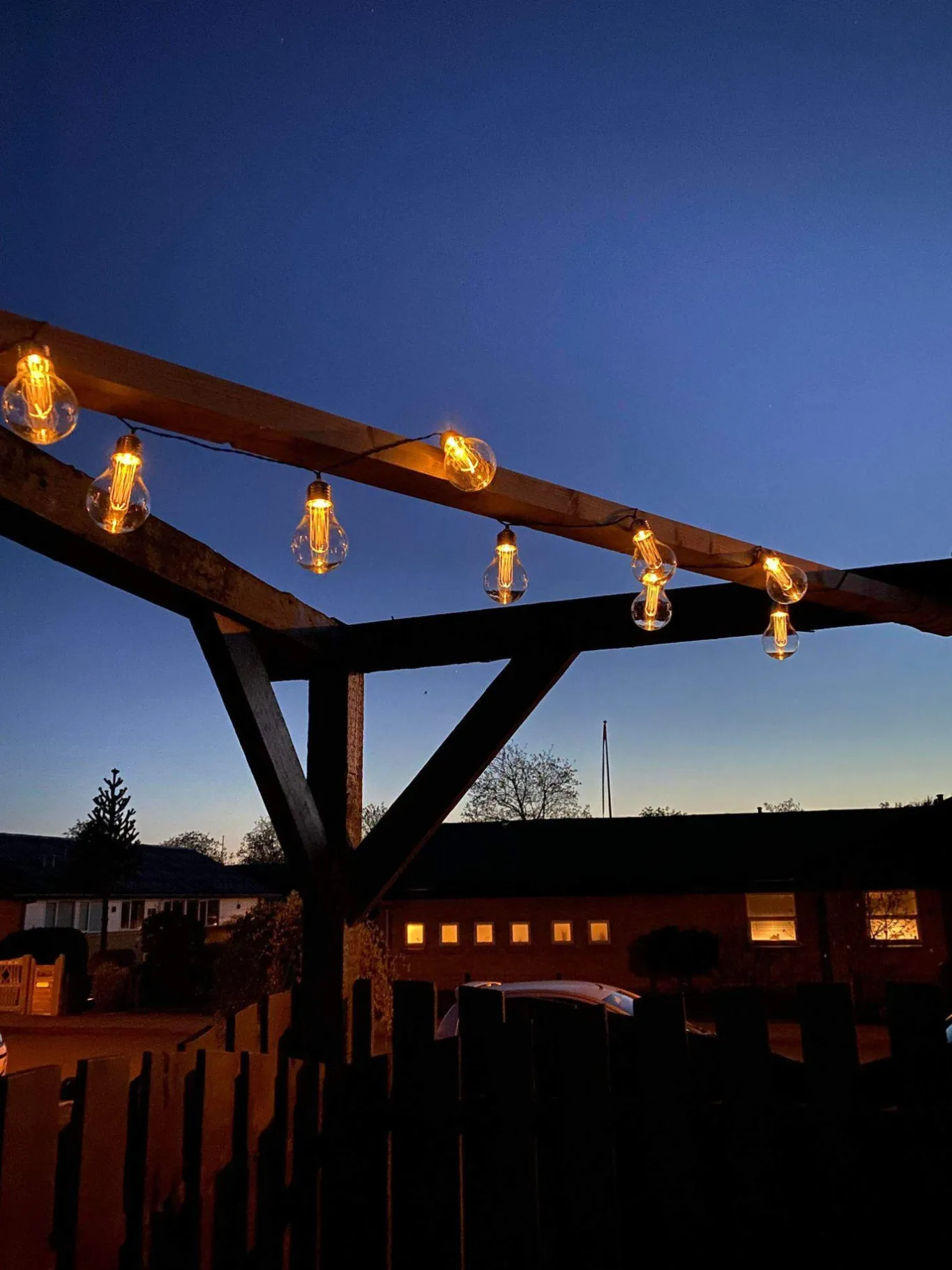 VIAMAJA Lys Og Led|Udendørs Led<LED Lyskæde med solceller - Udendørs med 10 pære