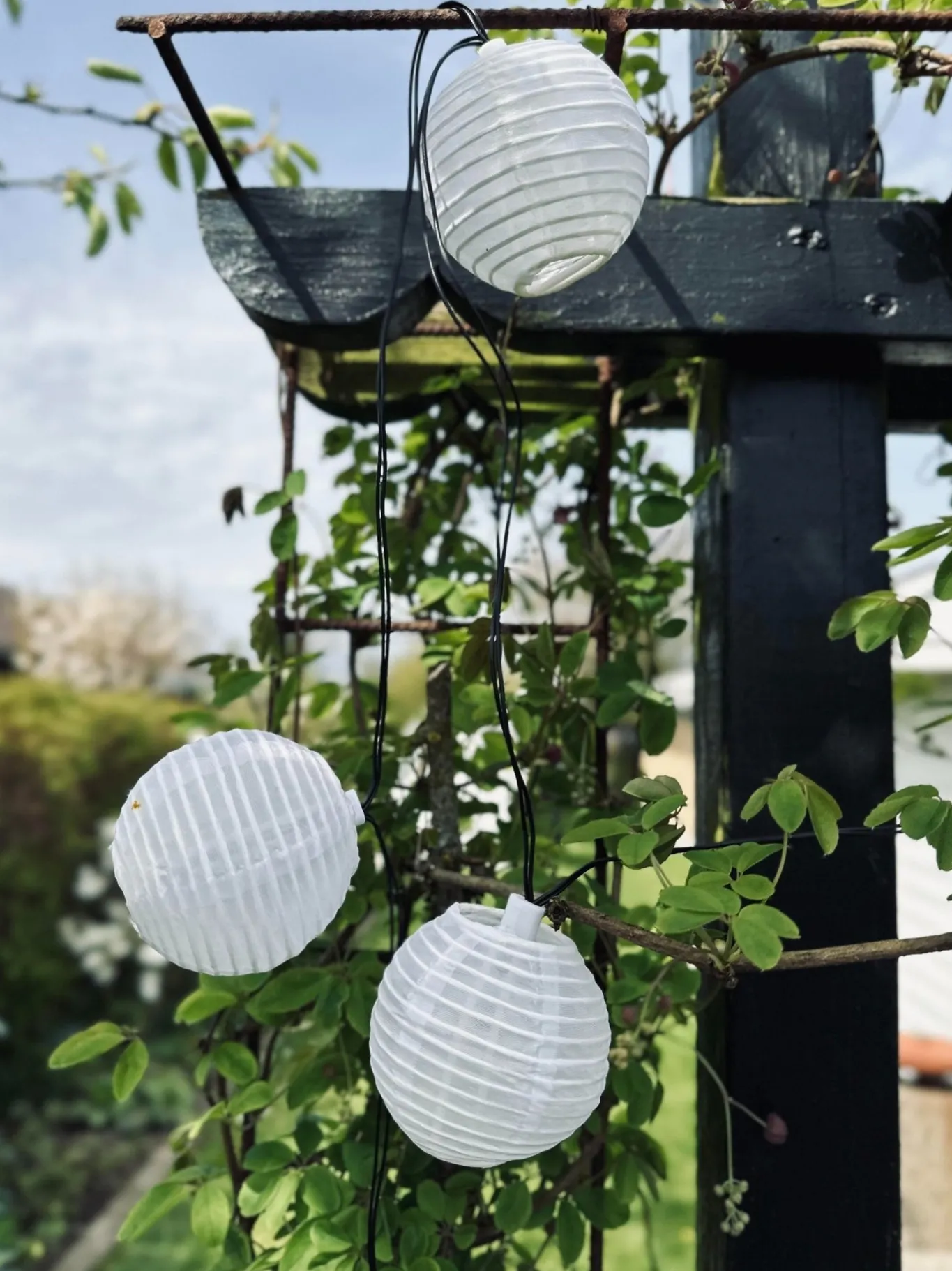 VIAMAJA Lys Og Led|Udendørs Led<Led solcelle lyskæde, 10 hvide kugler