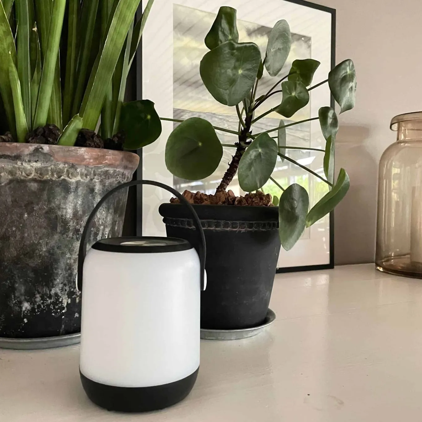VIAMAJA Lys Og Led|Udendørs Led<LED touch lanterne med strop