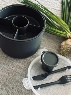 VIAMAJA Div. Køkken|Køkken Opbevaring<Lunchbox m. dressing kop - Sort