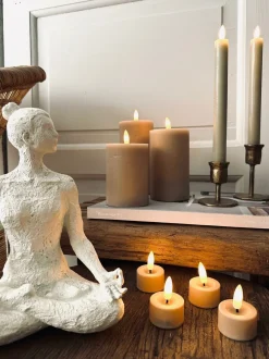VIAMAJA Lysestager<Lysestage – Golden 10 cm