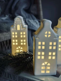 VIAMAJA Lysestager|Lyshuse<Lyshus med led - WHITE MIX