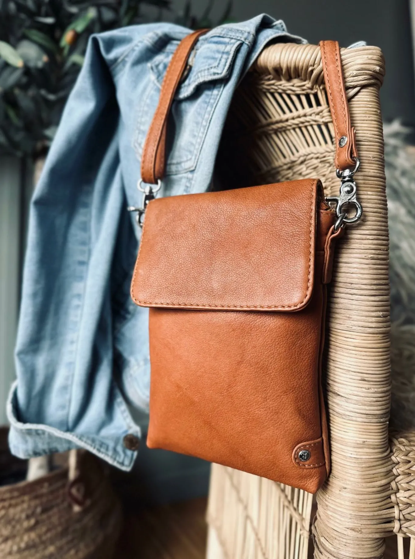 VIAMAJA Læder Tasker|Mobiltasker<Mobiltaske Aura Cognac