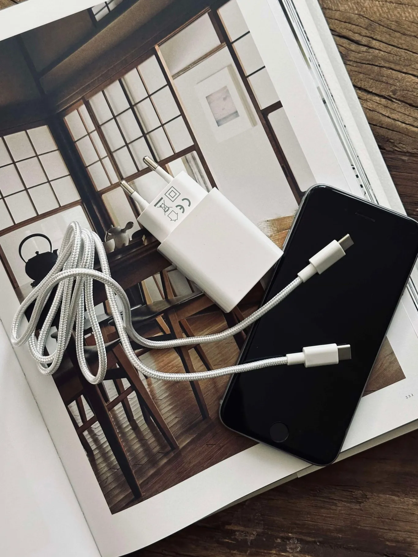 VIAMAJA Lys Og Led|Led Genopladelige<Oplader USB C + 1 M Nylon cable: USB C to USB C