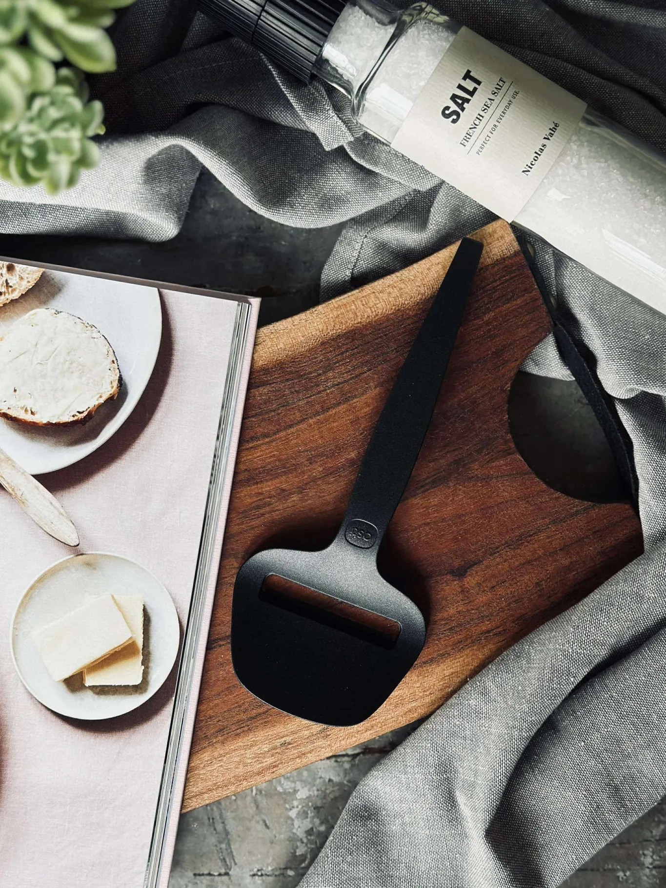 VIAMAJA Alt Til Tapas<Osti Original Ostehøvl - Sort